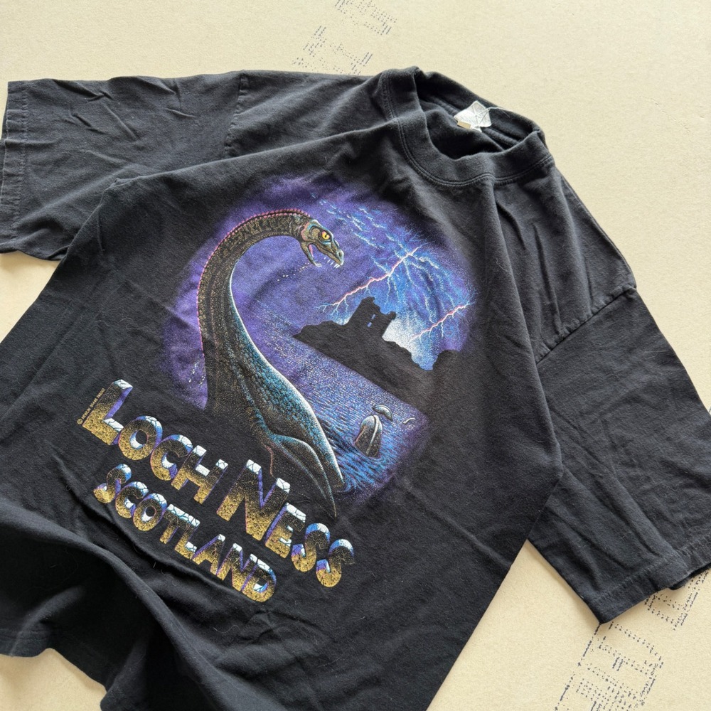 Vintage 90s‎ Loch Ness Scotland T-shirt
